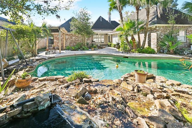 17633 Gray Moss Ave, Baton Rouge, LA 70817