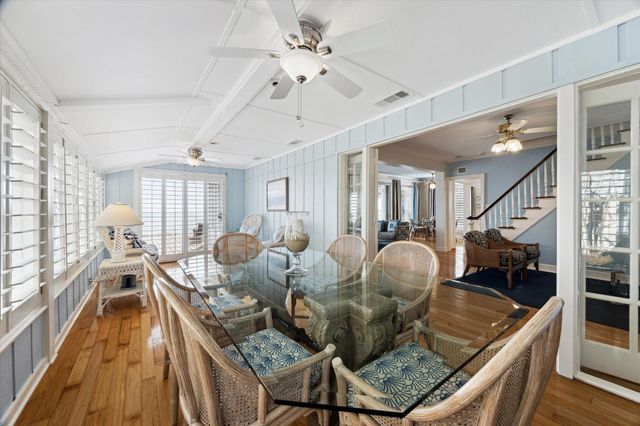 232 Garfield Street, La Porte, TX 77571