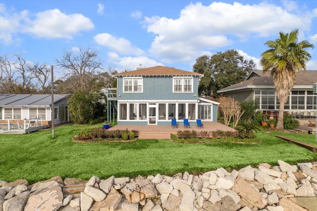 232 Garfield Street, La Porte, TX 77571