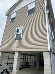 60 5th Street D, Highlands, NJ 07732