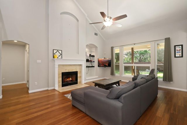 18121 Whitewater CV, Round Rock, TX 78681