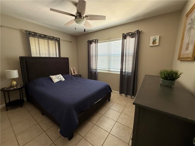 2159 10th Ave None, Vero Beach, FL 32960