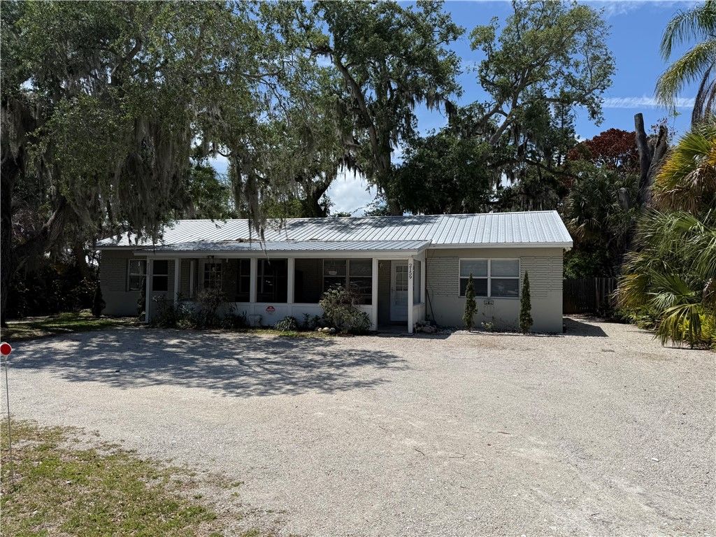 2159 10th Ave None, Vero Beach, FL 32960