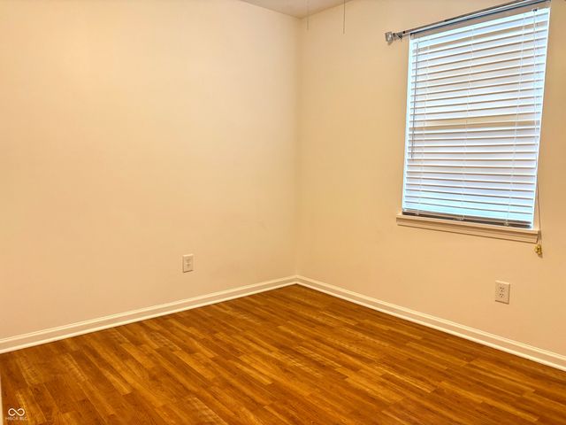 937 Ellington Circle, Greenwood, IN 46143