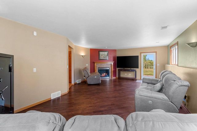 3054 SEAFARER WAY, Suamico, WI 54173