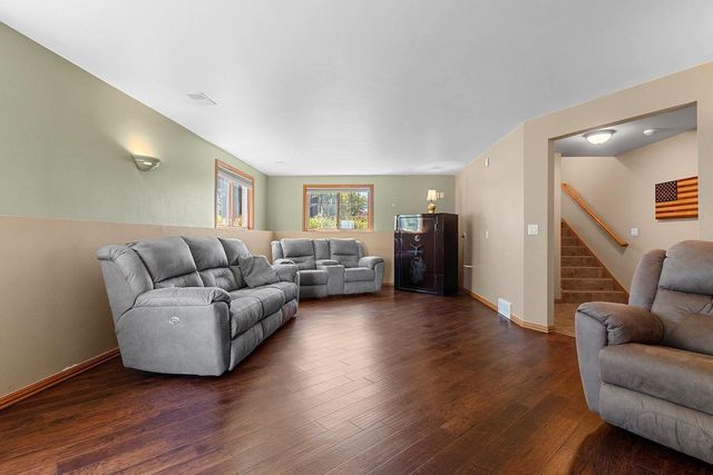 3054 SEAFARER WAY, Suamico, WI 54173