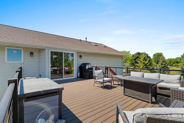 3054 SEAFARER WAY, Suamico, WI 54173