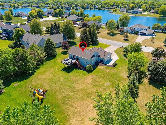 3054 SEAFARER WAY, Suamico, WI 54173
