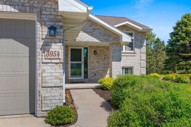 3054 SEAFARER WAY, Suamico, WI 54173