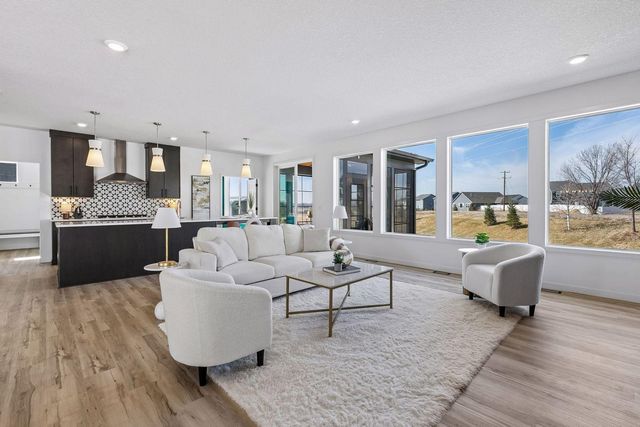 5028 Airlake Draw, Woodbury, MN 55129