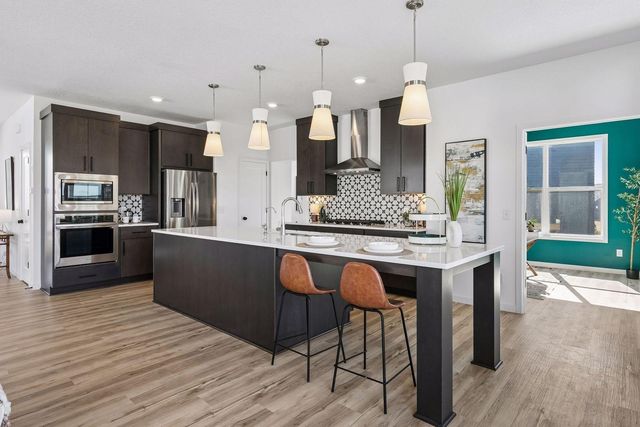 5028 Airlake Draw, Woodbury, MN 55129