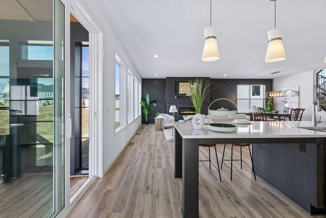 5028 Airlake Draw, Woodbury, MN 55129