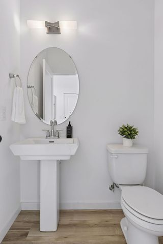 5028 Airlake Draw, Woodbury, MN 55129