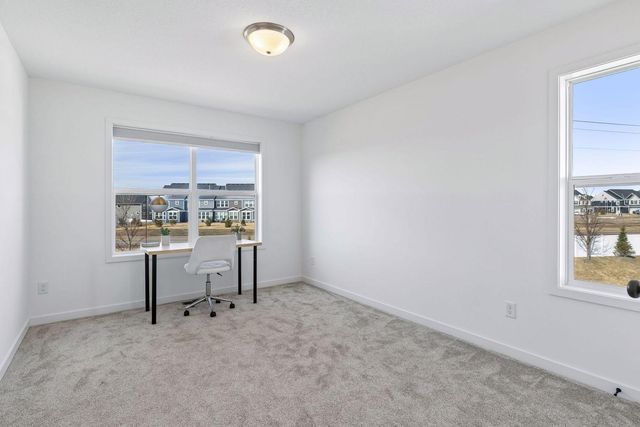 5028 Airlake Draw, Woodbury, MN 55129