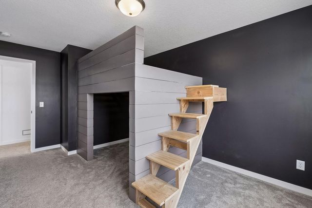 5028 Airlake Draw, Woodbury, MN 55129