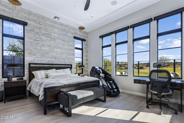 37200 N CAVE CREEK Road 1051, Scottsdale, AZ 85262