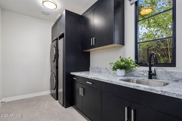 37200 N CAVE CREEK Road 1051, Scottsdale, AZ 85262