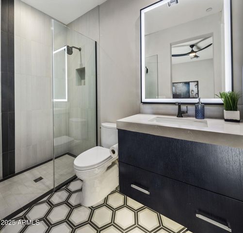 37200 N CAVE CREEK Road 1051, Scottsdale, AZ 85262