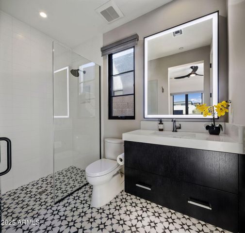 37200 N CAVE CREEK Road 1051, Scottsdale, AZ 85262