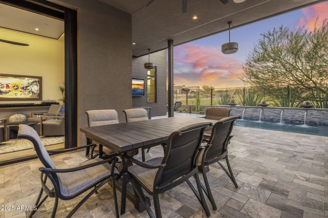 37200 N CAVE CREEK Road 1051, Scottsdale, AZ 85262