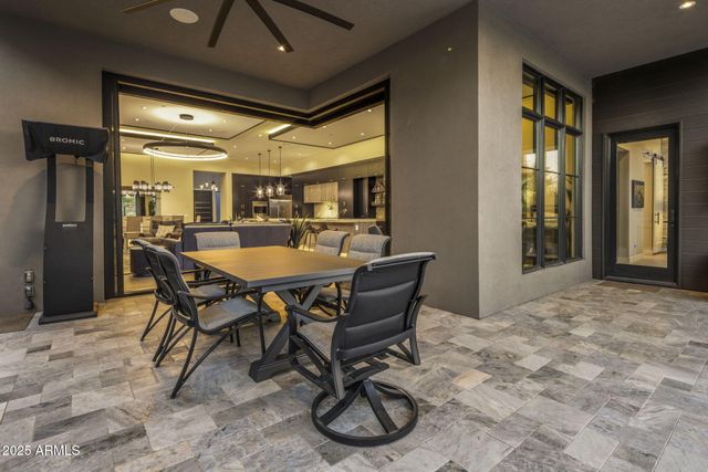 37200 N CAVE CREEK Road 1051, Scottsdale, AZ 85262