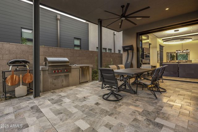 37200 N CAVE CREEK Road 1051, Scottsdale, AZ 85262