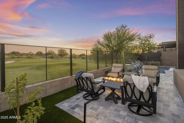 37200 N CAVE CREEK Road 1051, Scottsdale, AZ 85262