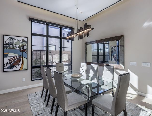 37200 N CAVE CREEK Road 1051, Scottsdale, AZ 85262