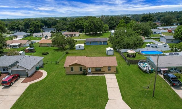 1229 PADGETT CIRCLE, Lady Lake, FL 32159