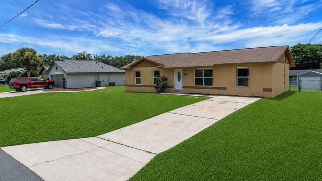 1229 PADGETT CIRCLE, Lady Lake, FL 32159