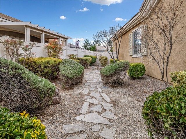 19420 Verbena Street, Apple Valley, CA 92308
