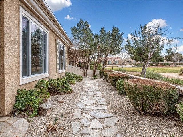 19420 Verbena Street, Apple Valley, CA 92308