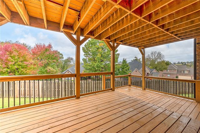 7008 W Inglewood Court, Rogers, AR 72758