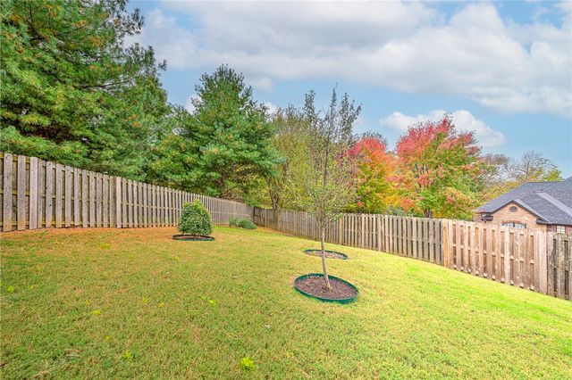 7008 W Inglewood Court, Rogers, AR 72758