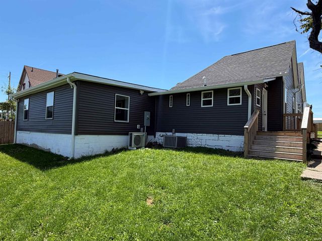 1307 19th Street, Bedford, IN 47421