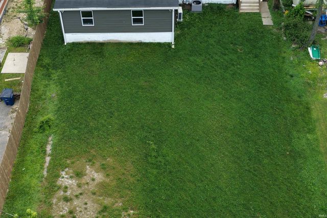 1307 19th Street, Bedford, IN 47421