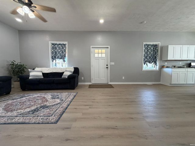 1307 19th Street, Bedford, IN 47421
