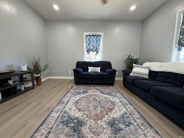 1307 19th Street, Bedford, IN 47421