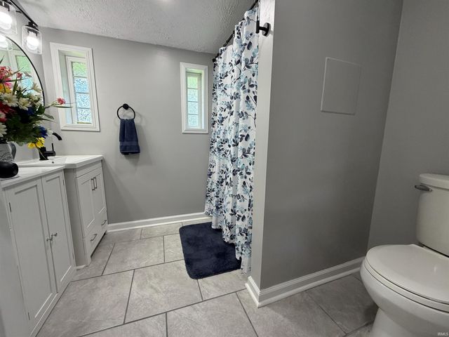 1307 19th Street, Bedford, IN 47421