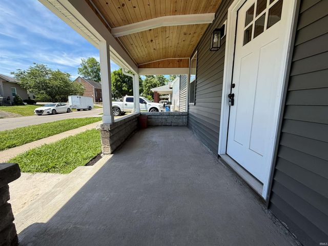 1307 19th Street, Bedford, IN 47421