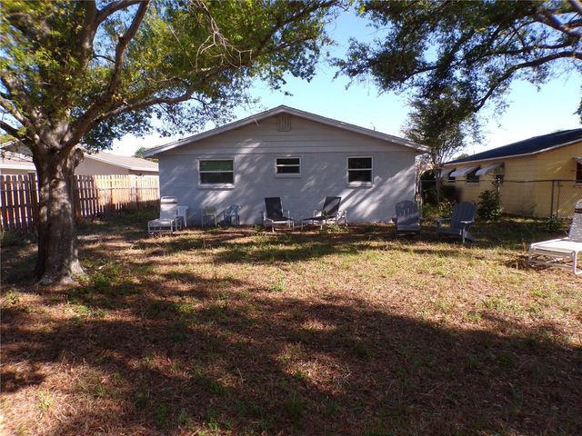 6550 3RD AVENUE S, St Petersburg, FL 33707