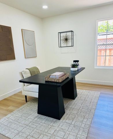 537 7th Avenue, Menlo Park, CA 94025