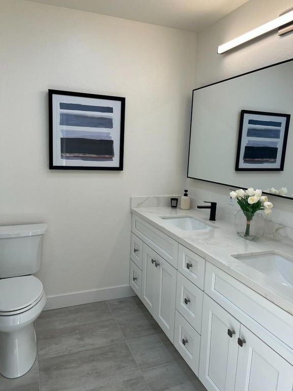 Image 18 of property listing at 537 7th Avenue, Menlo Park, CA 94025