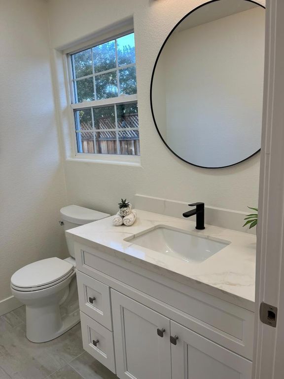 Image 23 of property listing at 537 7th Avenue, Menlo Park, CA 94025