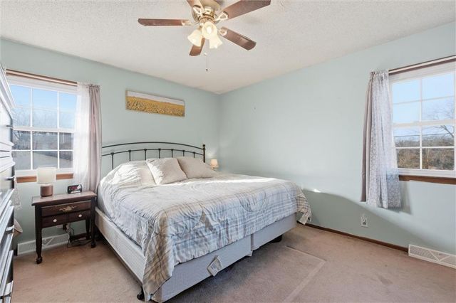 7710 Speaker Road, Kansas City, KS 66111