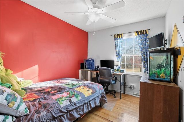 7710 Speaker Road, Kansas City, KS 66111