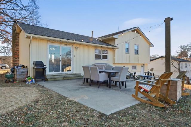 7710 Speaker Road, Kansas City, KS 66111