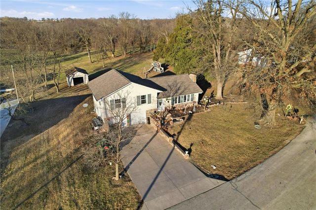 7710 Speaker Road, Kansas City, KS 66111