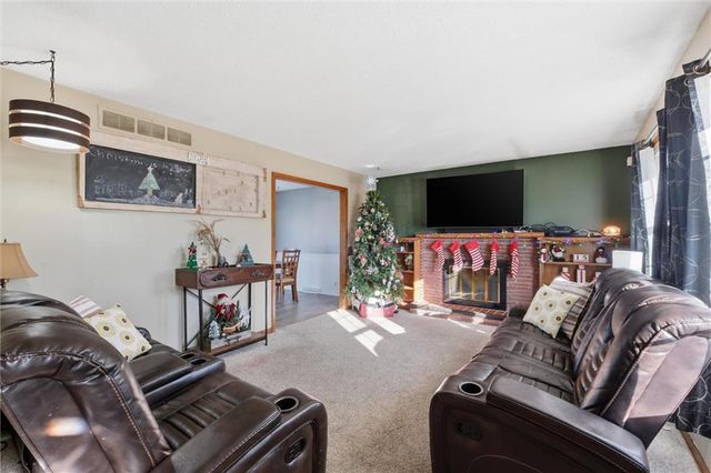 7710 Speaker Road, Kansas City, KS 66111