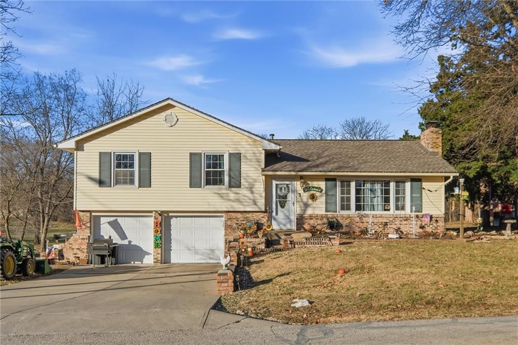 7710 Speaker Road, Kansas City, KS 66111